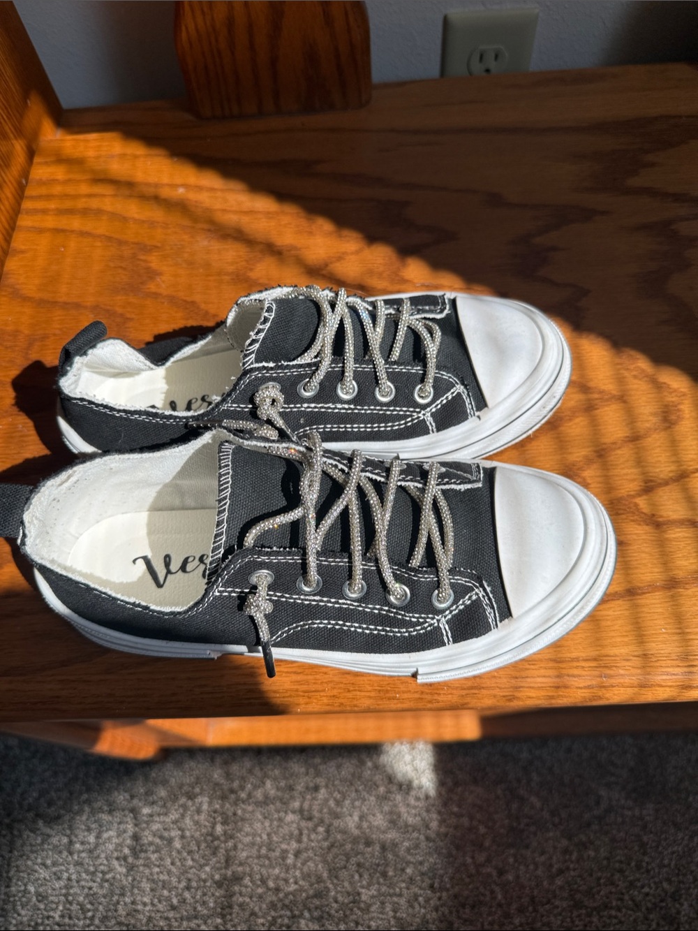 Very G Black Canvas Low-Top Sneakers with White Toe